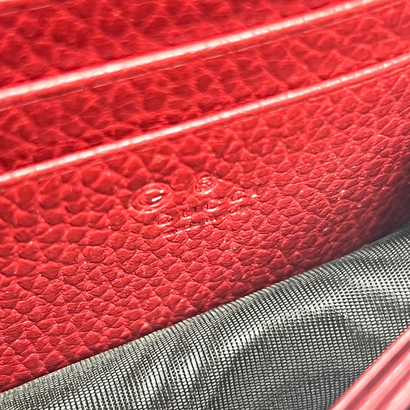 💛SOLD🖤 Red Gucci GG Interlocking Pebbled Leather Wallet On Chain - Picture 11 of 12